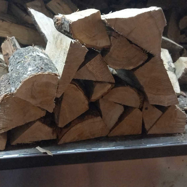 Oak Firewood 2m³ - 880kg Kiln Dried (4 Row) Pallet with Kindling